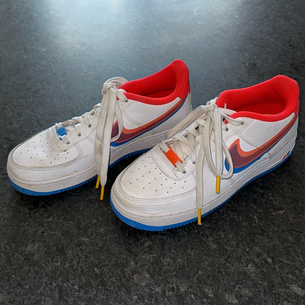 Nike Dunks size 6.5 youth